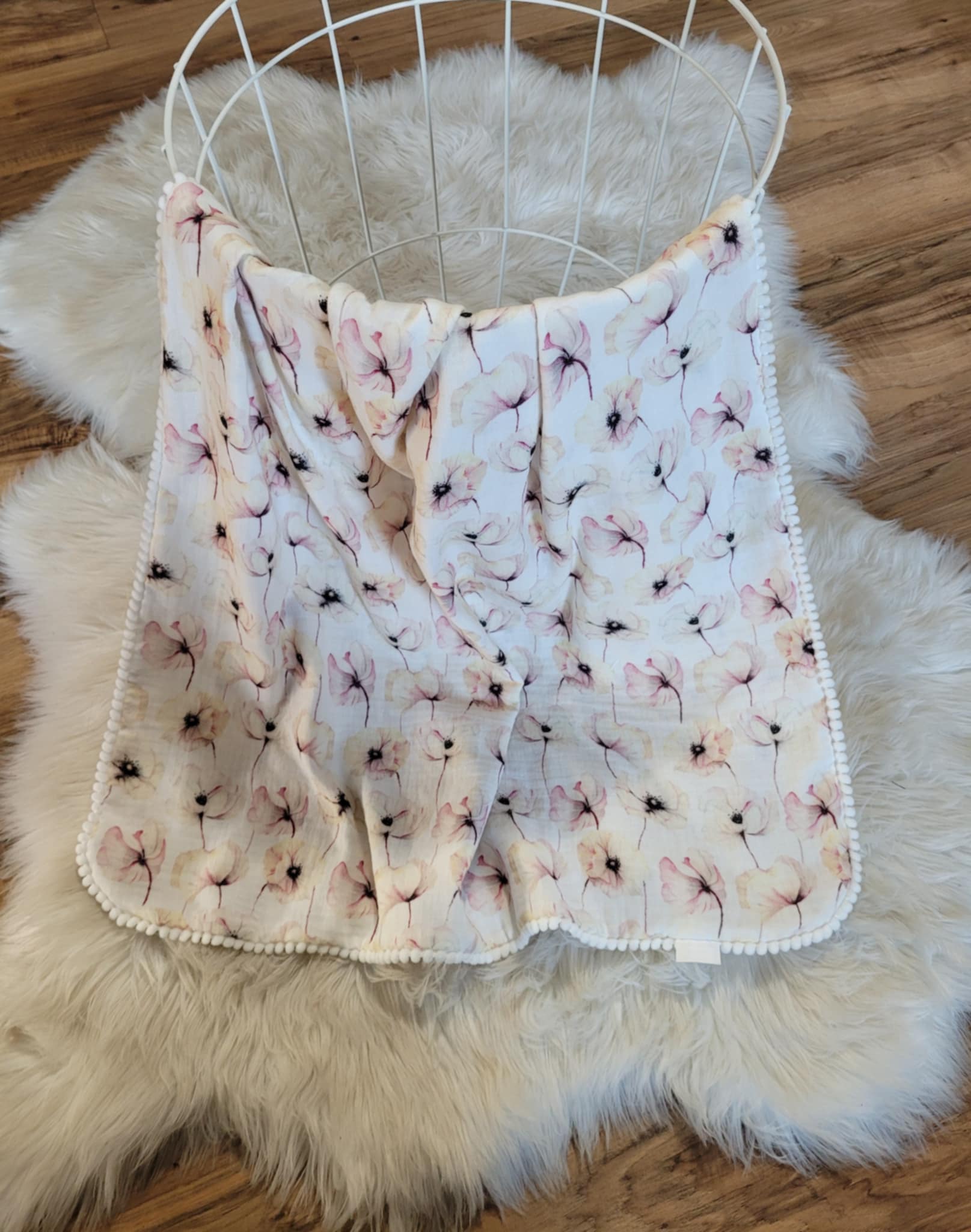 Handmade nyári babatakaró 70x90cm virágok