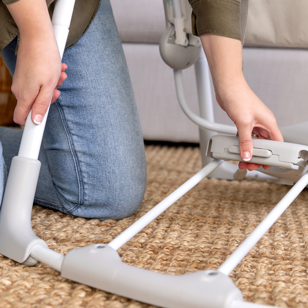 INGENUITY zenélő babahinta Cozy Spot™ 9kg-ig