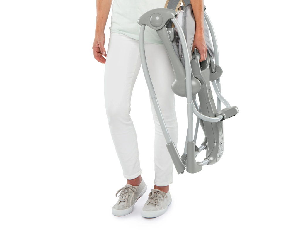 INGENUITY Konvertibilis utazó hinta dallamokkal Bella Teddy™ 0m+ 9kg-ig