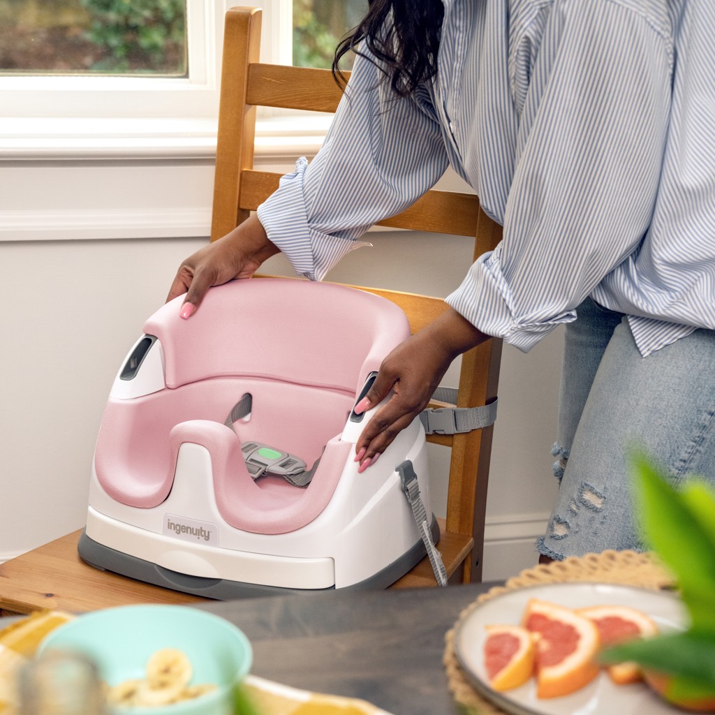 INGENUITY székmagasító 2in1 Baby Base™ Peony 22kg-ig