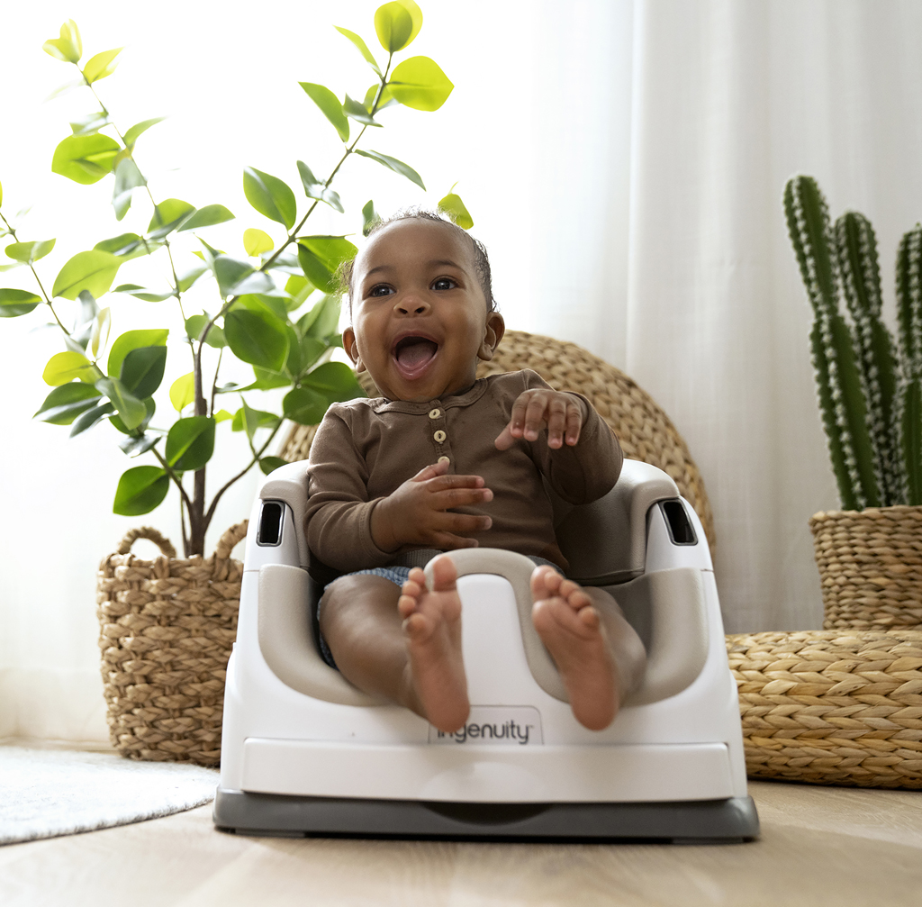 INGENUITY székmagasító 2in1 Baby Base Cashmere 22kg-ig
