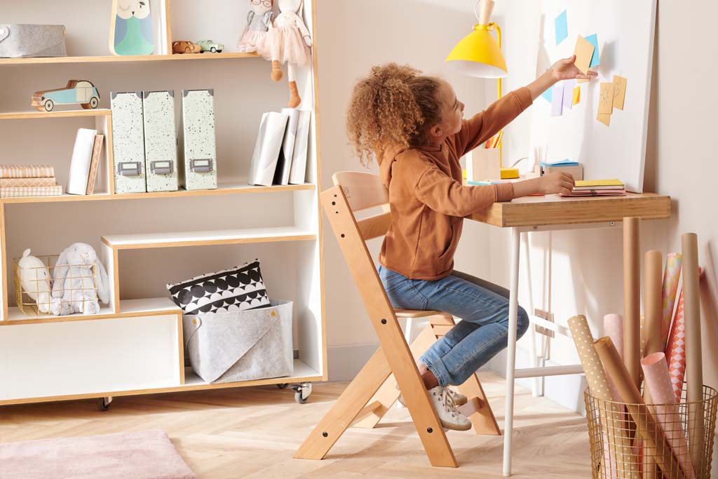 KINDERKRAFT Etetőszék Enock White wooden, Premium