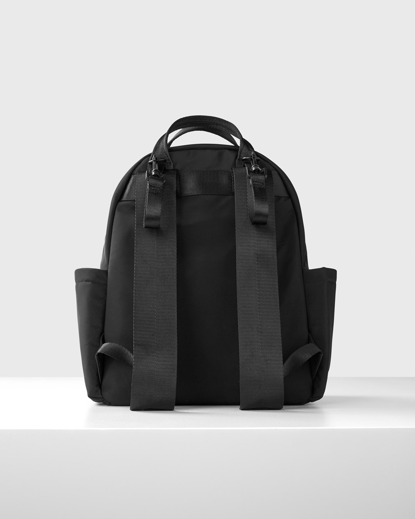 SKIP HOP Táska pelenkázó/hátizsák Envi-Luxe Black
