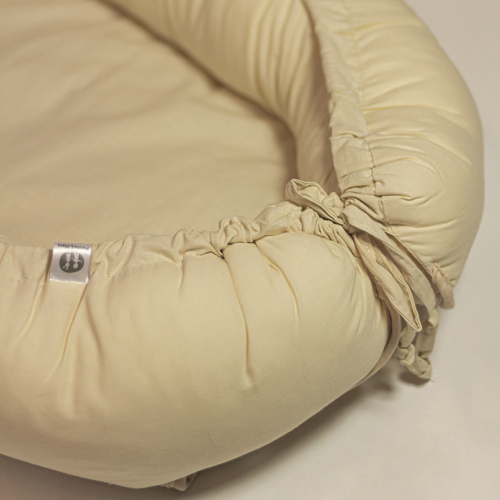 PETITE&amp;amp;MARS Hniezdo ochranné pre bábätko FEEL SAFE Light Beige 90 x 60 cm