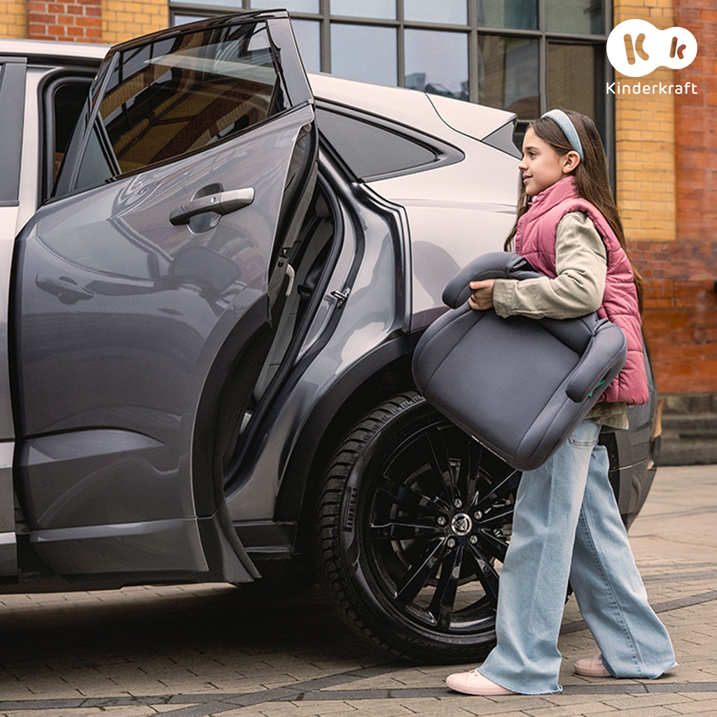KINDERKRAFT Autósülés i-Spark i-Size 100-150 cm Fekete