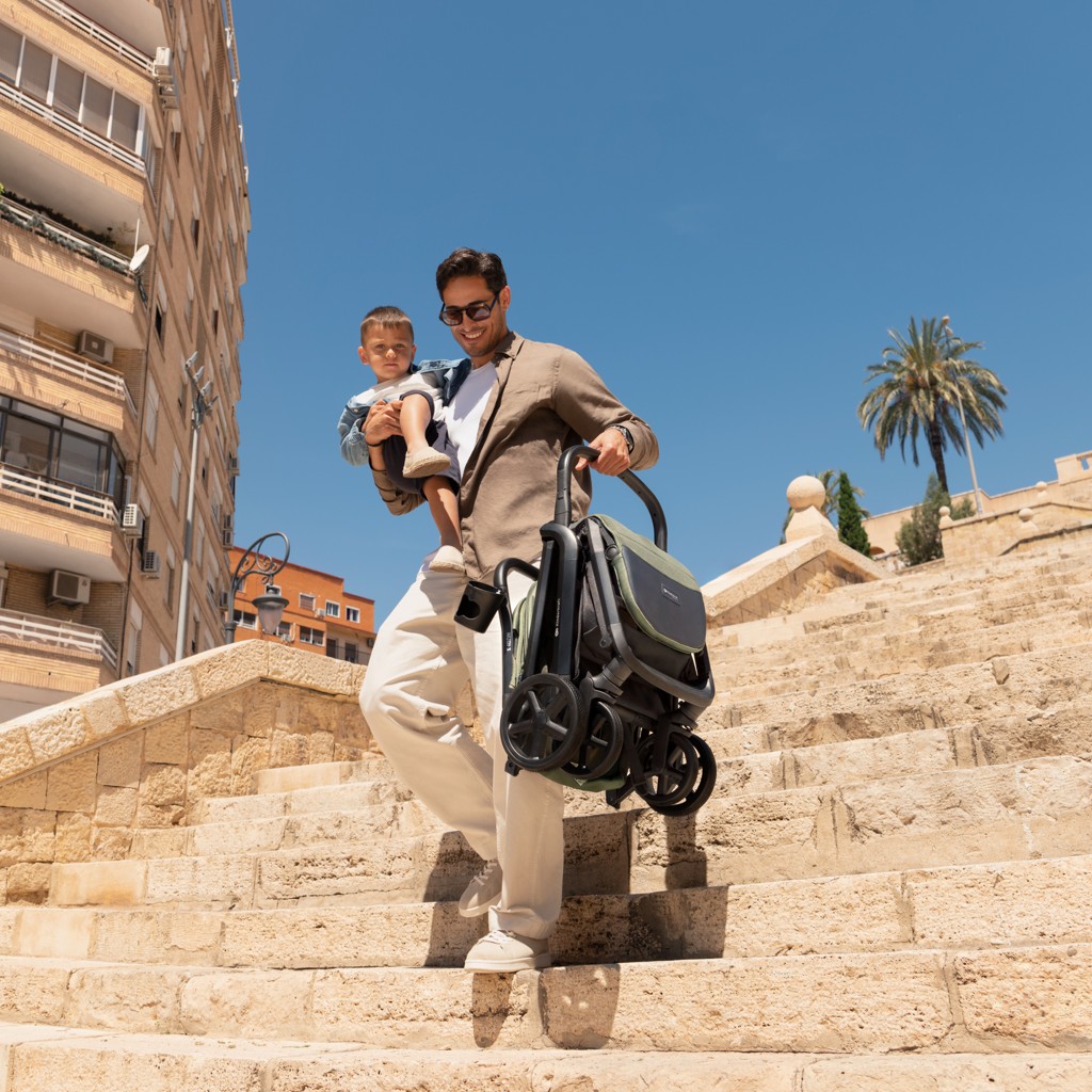 KINDERKRAFT SELECT Sport babakocsi Nubi 3 Dark Ruby