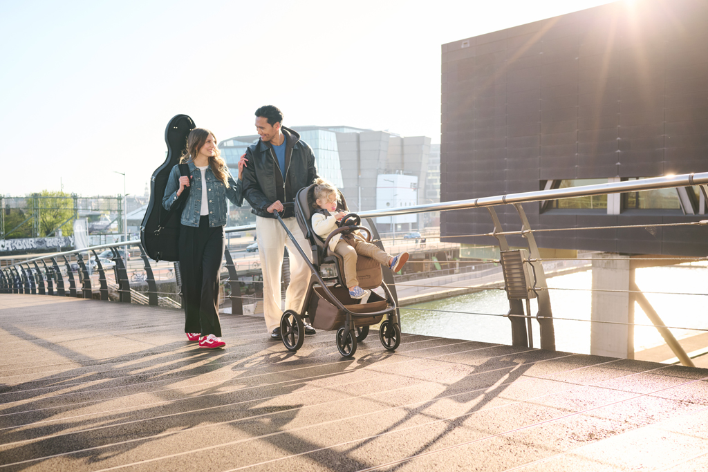 EASYWALKER Kočík kombinovaný Zoey Almond Taupe + CYBEX Aton B2 i-Size + základňa