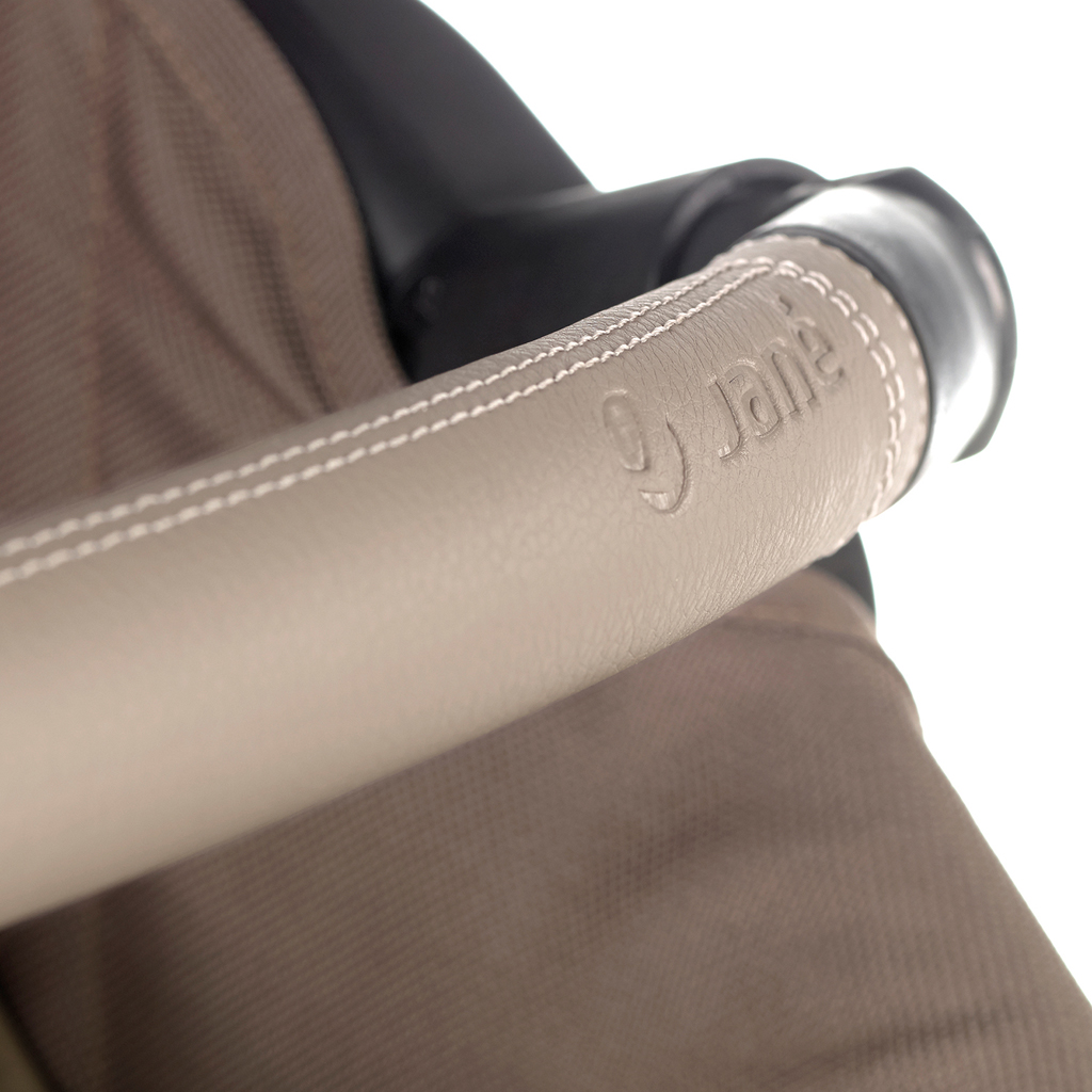 JANÉ Babakocsi kombinált Crosslight + mózeskosár Micro Pro + autósülés Koos i-size Dim Grey