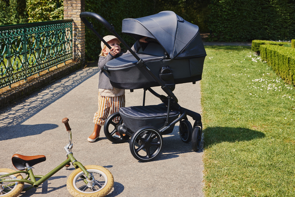 EASYWALKER Kombinált babakocsi Harvey⁵ Premium 2 az 1-ben Mineral Grey LITE RWS