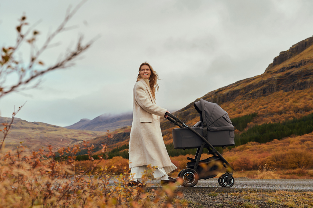 LIONELO Kombinált babakocsi Amber Plus 3 az 1-ben Zöld Erdő