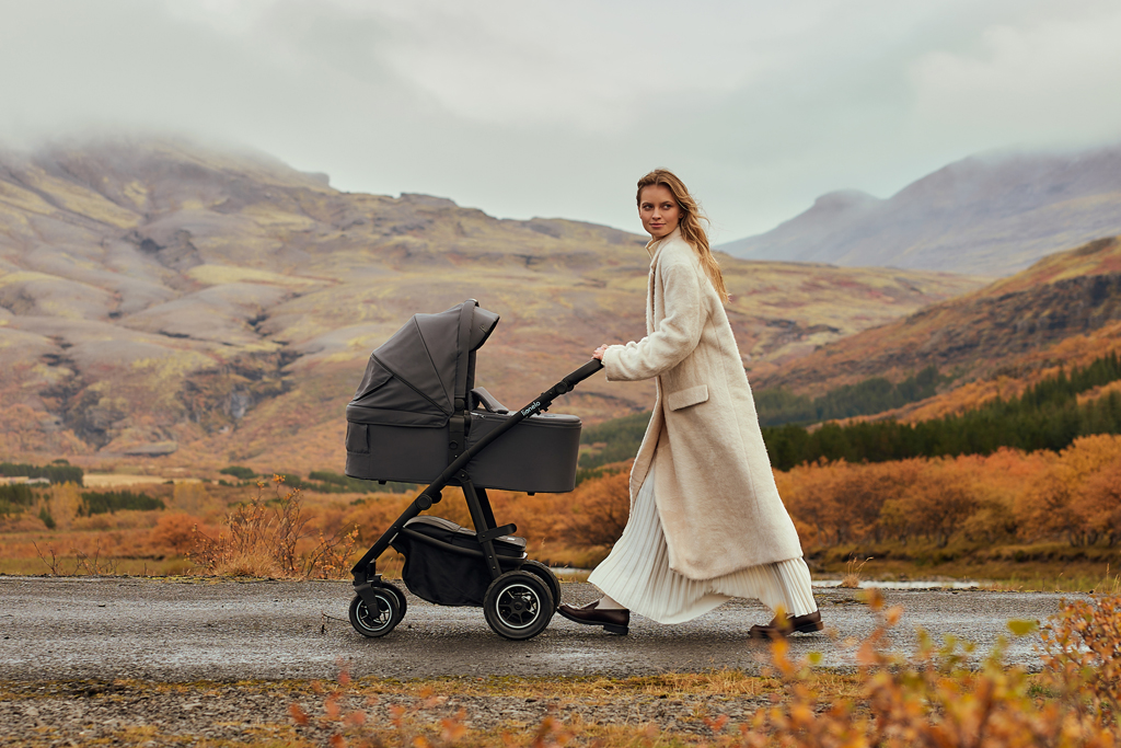 LIONELO Kombinált babakocsi Amber Plus 3 az 1-ben Zöld Erdő