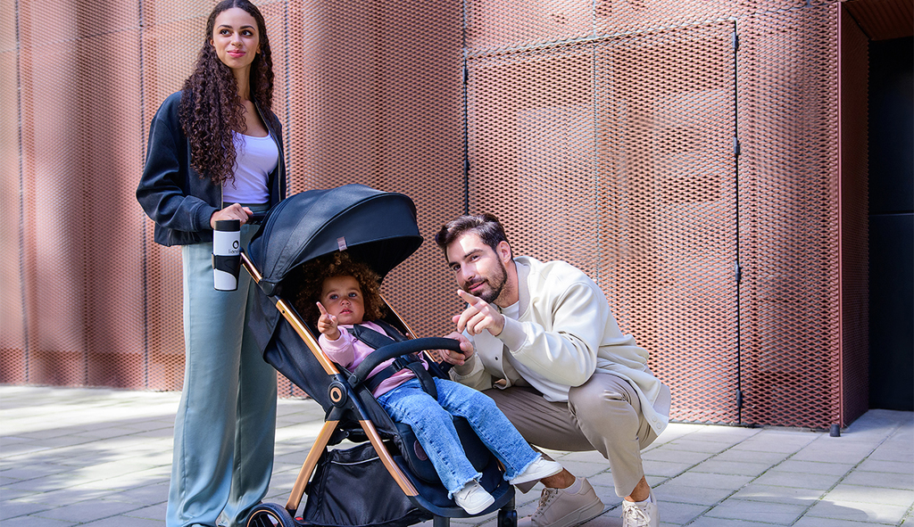 LIONELO Sport babakocsi Ingrid Black Onyx