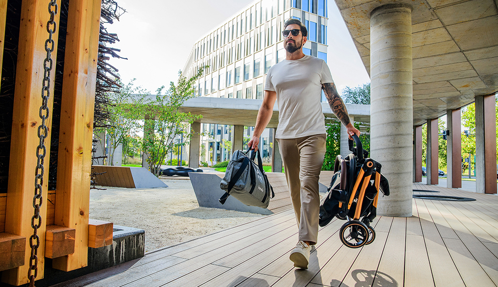 LIONELO Sport babakocsi Ingrid Black Onyx