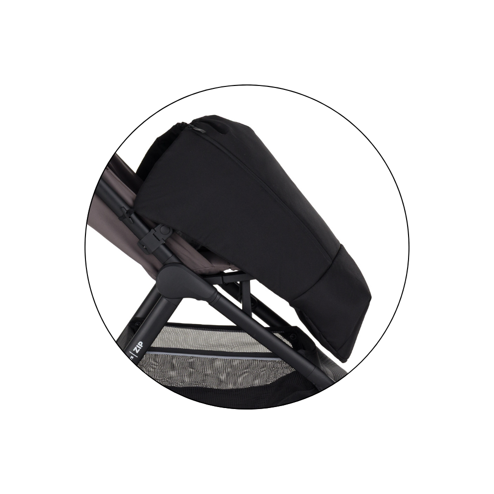 PETITE&amp;amp;amp;MARS Univerzális babakocsi lábzsák – Cover Universal Black 
