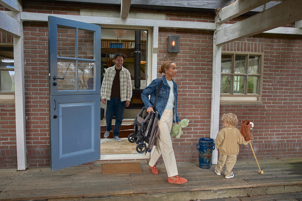 EASYWALKER Športový kočík Miley Go Chestnut Brown