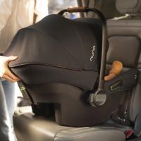 Nuna PIPA URBN beépített ISOFIX rögzítőkkel