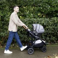 Joie Sprint Signature beépített ISOFIX rögzítőkkel