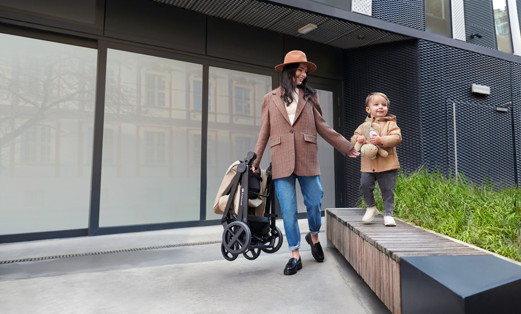 KINDERKRAFT Babakocsi kombinált 3 az 1-ben Newly Sand bézs + Mink PRO