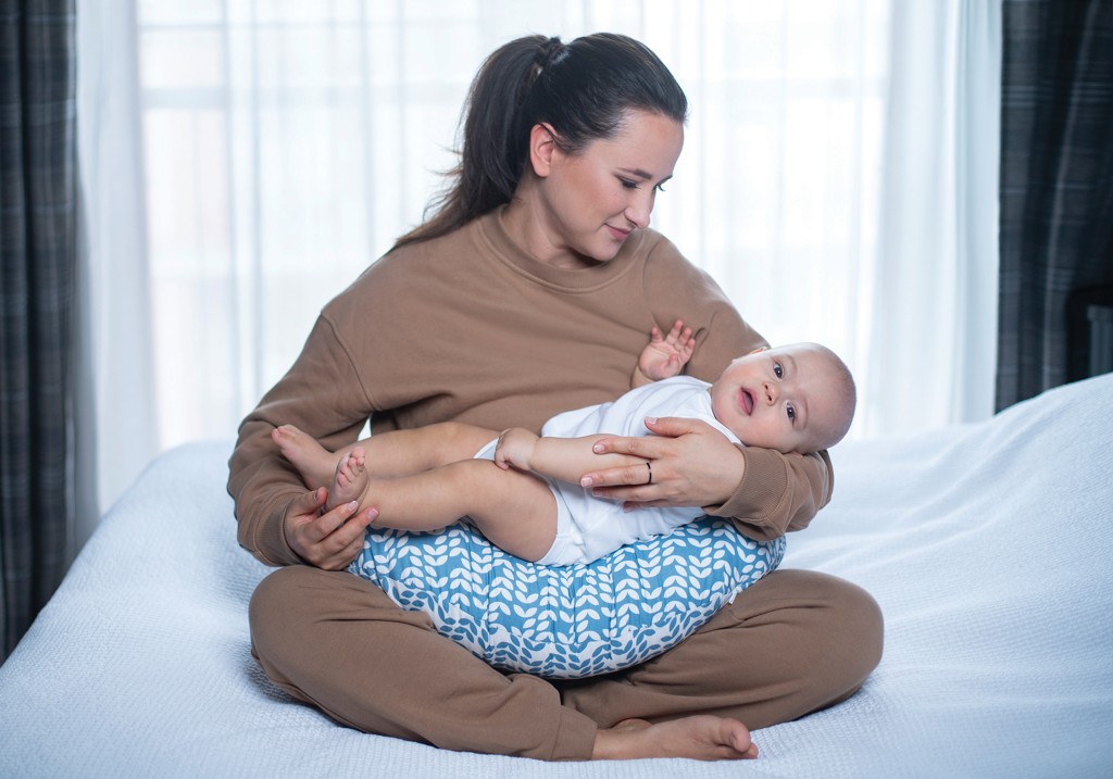 MOTHERHOOD Szoptatós párna Blue Classics new 36x16x54 cm