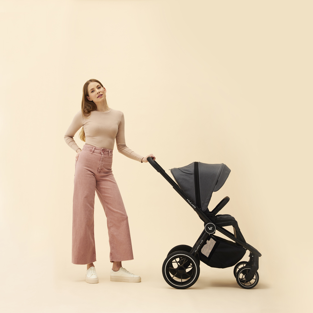 MUUVO  Kombinált babakocsi Quick 4.0 Iron graphite szett 2in1