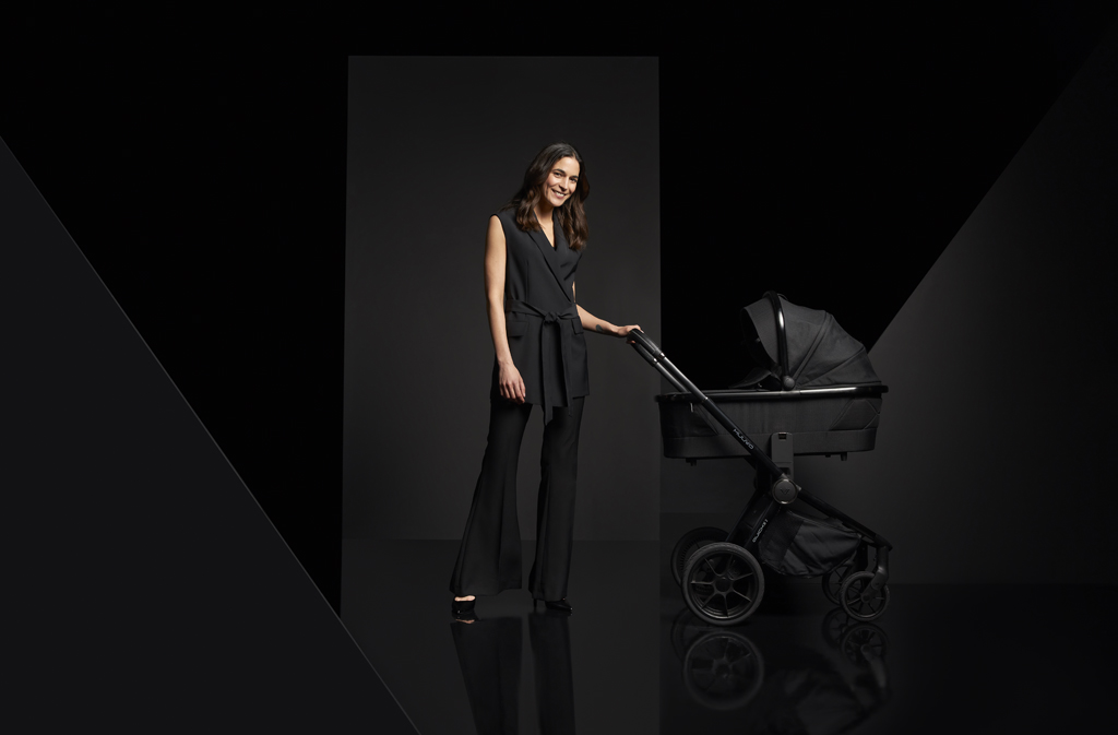 MUUVO  Kombinált babakocsi Quick SE 2 Chromium black szett 2in1