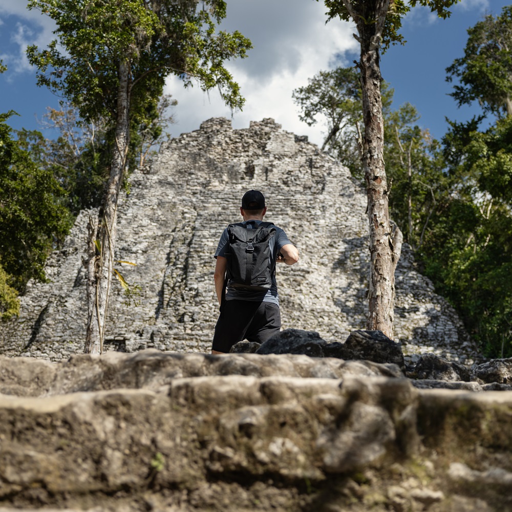 PETITE&amp;amp;MARS Pelenkázó hátizsák babakocsira Jackob Ultimate Grey