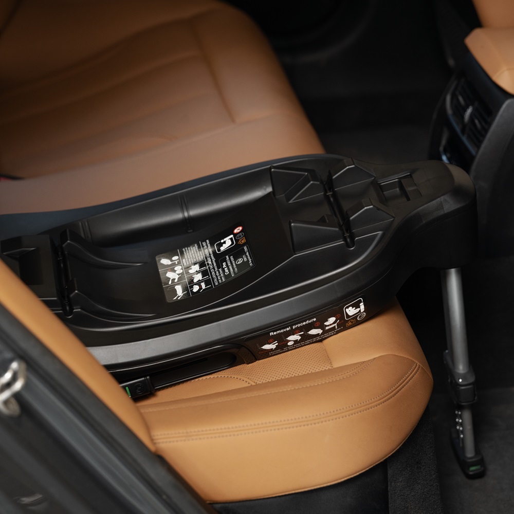 PETITE&amp;MARS Core Pro i-Size autósülés bázis 40-87cm (0-13 kg)