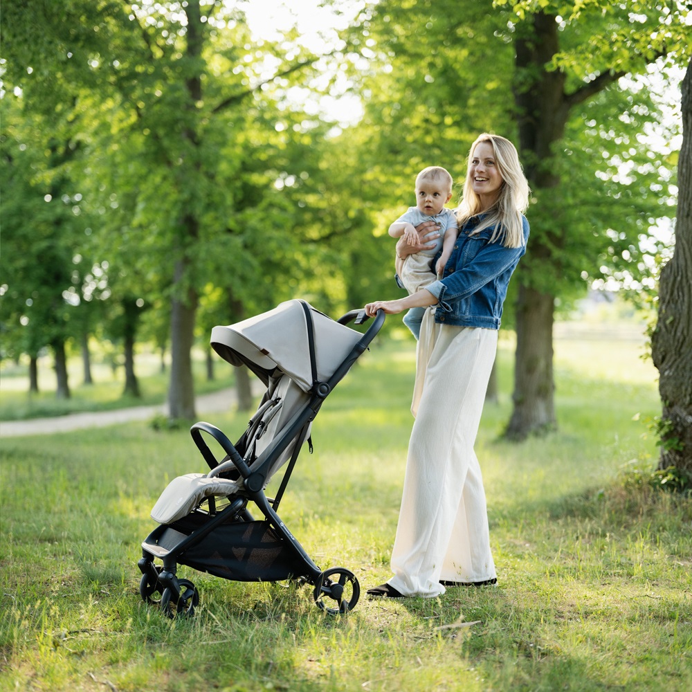 PETITE&amp;amp;amp;amp;amp;amp;amp;amp;MARS Sport babakocsi Flip Platinum Grey