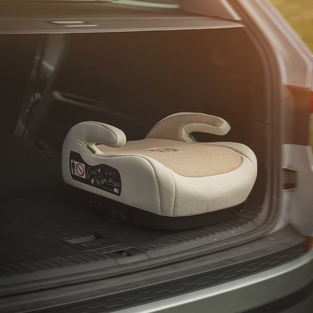 PETITE&amp;amp;MARS Optimus Pro i-Size ülésmagasító Caramel Brown 125 - 150 cm (22-36 kg)