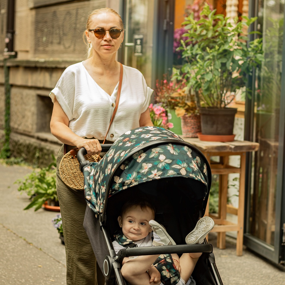 PETITE&amp;amp;amp;amp;amp;amp;amp;amp;MARS Napfénytető+ övvédő Street+/Street2 Limited 100 Flowers