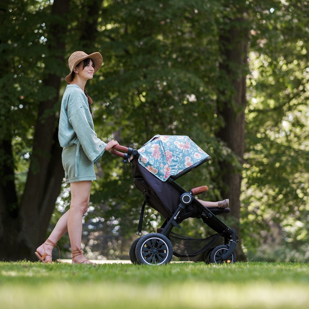 PETITE&amp;MARS Napfénytető+ övvédő Street+/Street2 Limited 100 Roses