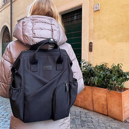 BABYONO Pelenkázó táska/hátizsák Modern Style fekete