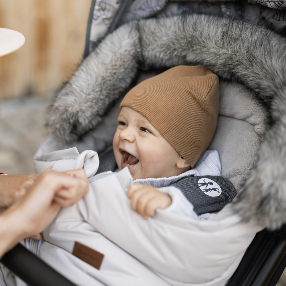 PETITE&amp;amp;amp;amp;MARS Téli szett Arctic 4in1 bundazsák + kézmelegítő kesztyű babakocsira Furry Sky Whisper