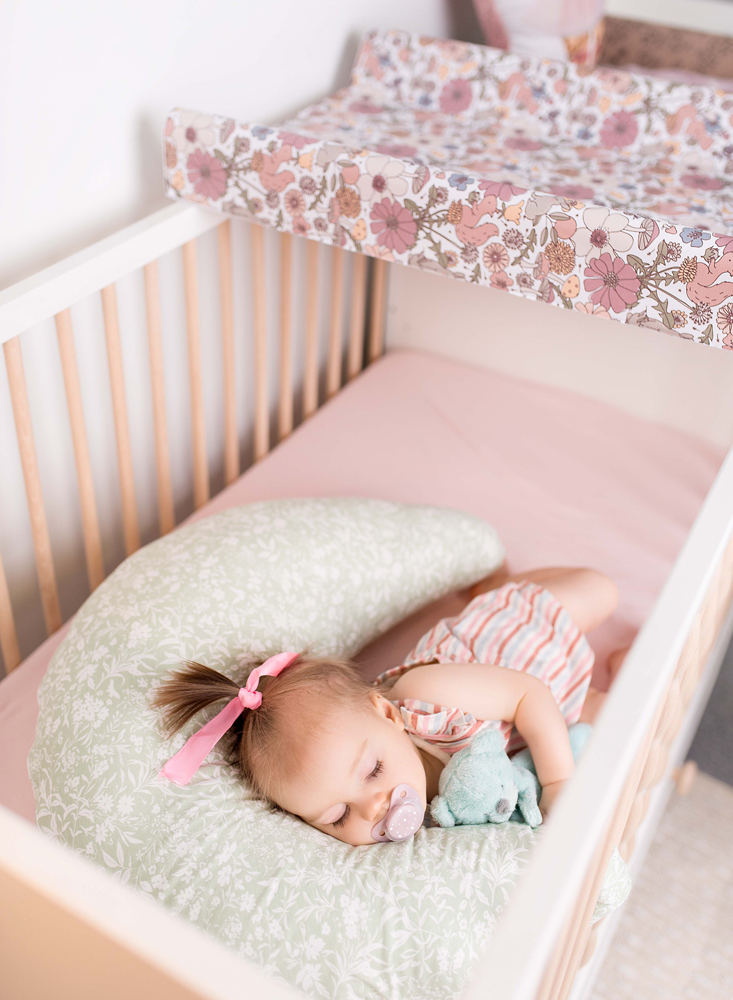 CEBA BABY Huggy szoptatós párna (150x60x37) Basic Wildflowers