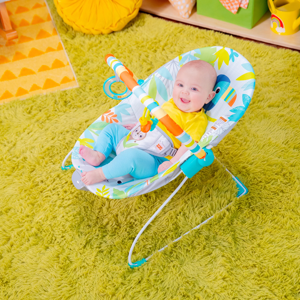 BRIGHT STARTS Vibráló pihenőszék Rainforest Vibes™ 0m+ 9kg-ig